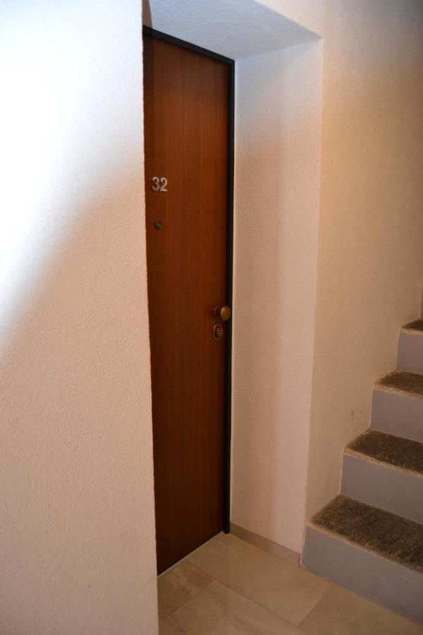Hotel Casa Yoghi Cadenazzo Zewnętrze zdjęcie