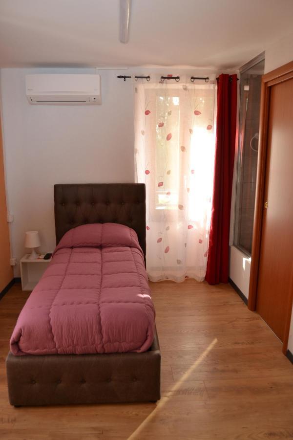 Hotel Casa Yoghi Cadenazzo Zewnętrze zdjęcie