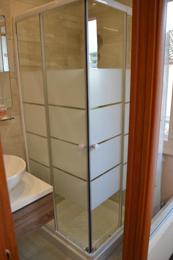 Hotel Casa Yoghi Cadenazzo Zewnętrze zdjęcie